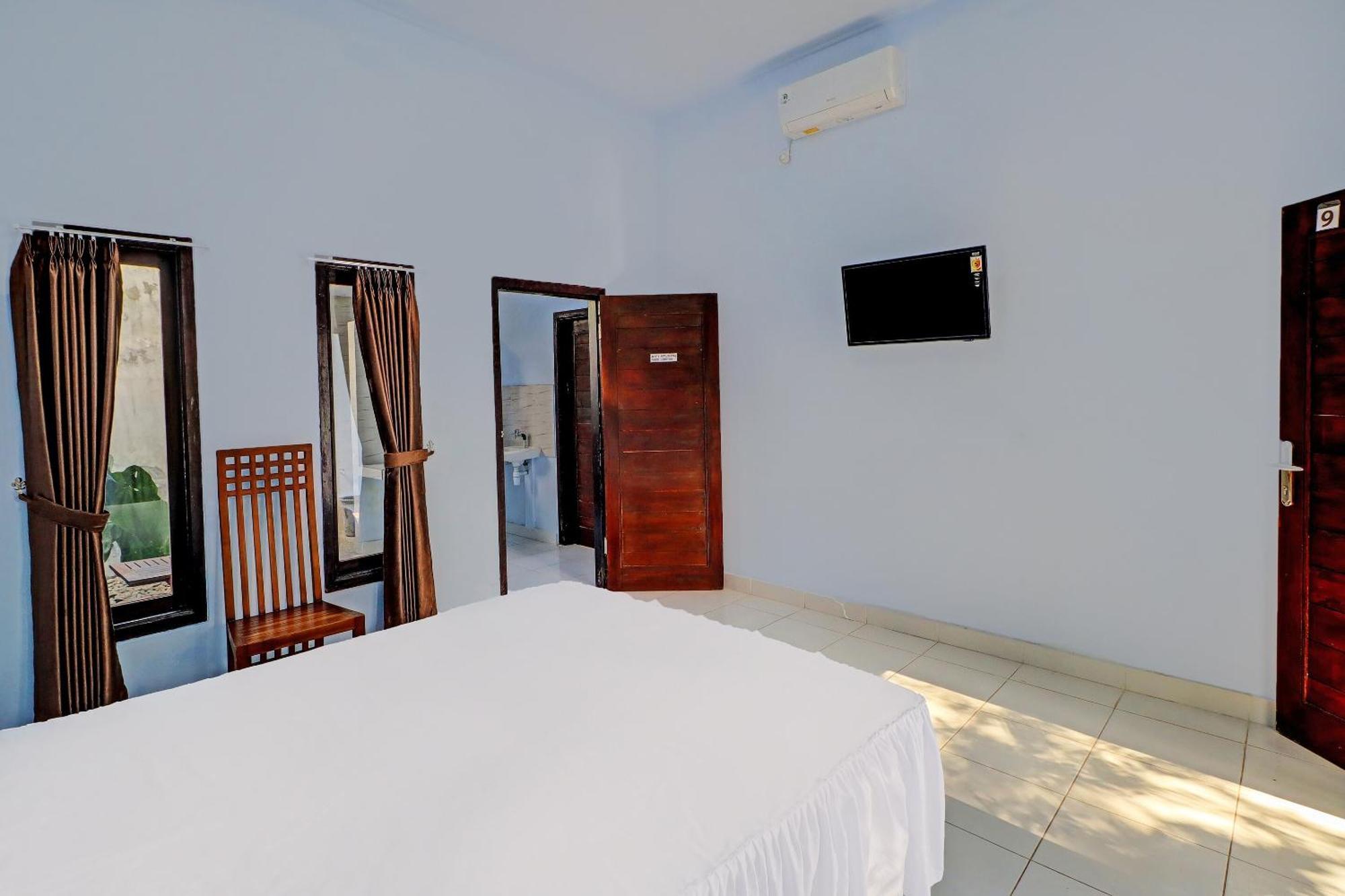 Oyo 92401 Hotel Mustika Negara  Екстер'єр фото