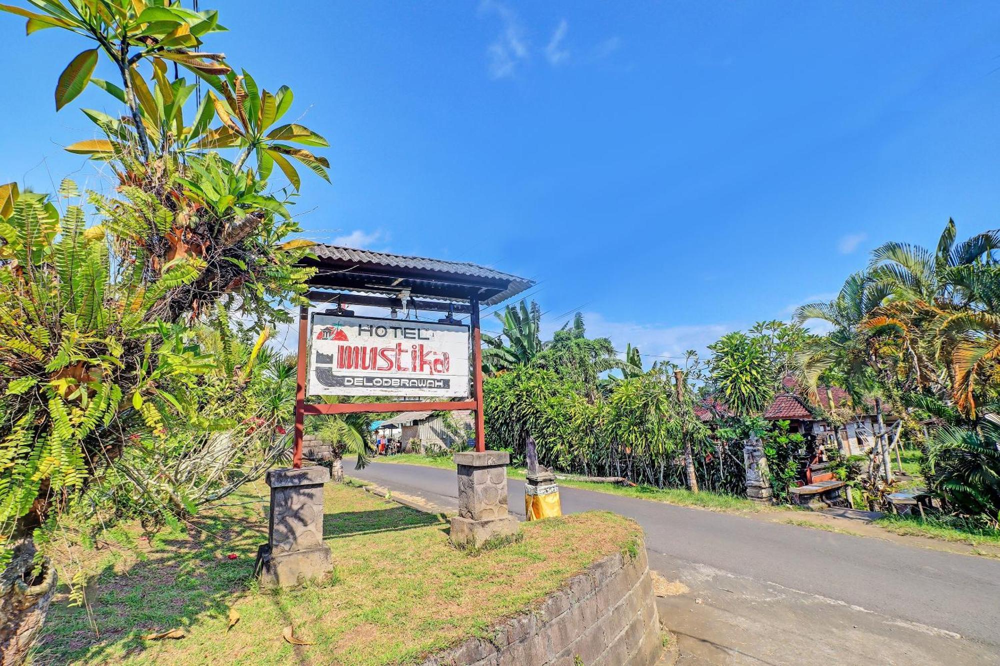 Oyo 92401 Hotel Mustika Negara  Екстер'єр фото